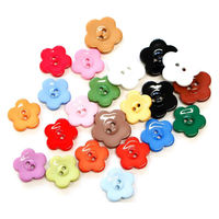 日本紐釦貿易 花型カラーボタン アソートセット 15mm 白 CG9730-W 1袋(6個)