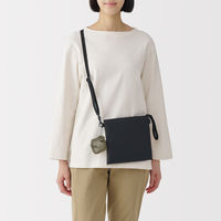 無印良品 ナイロンメッシュ コンパクトポーチ カーキ 約７×６ｃｍ 良品計画