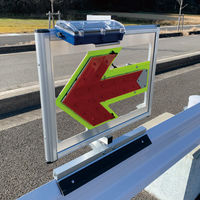 日本リフレクト工業 GR差替式LEDハイブリッドアロー 570×500×160mm 1106011001 1台（直送品）