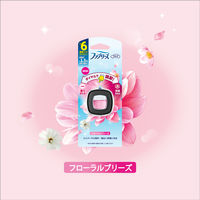(旧品)ファブリーズ 車用 イージークリップ フローラルブリーズ 1パック（4個入） 消臭剤 芳香剤 P＆G