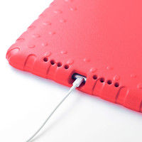 サンワサプライ iPad Pro10.5インチ 衝撃吸収ケース 赤 PDA-IPAD1105R 1個（直送品）