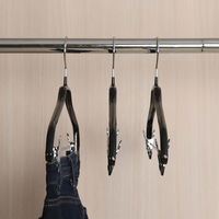 すべりにくいジャケットハンガー ピンチ付 VH-03 1セット（3本組） 型崩れ防止 スラックス 伊藤忠リーテイルリンク