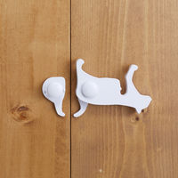 旭電機化成 防災用品 ねこの安心扉ロック ブラック ABA-40BK 1個（直送品）