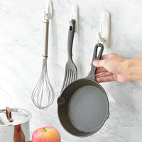 大河商事 貼るだけ設置 両面テープフック 3サイズ展開(M)6個入り monowa202_wh 1S(6個)（直送品）