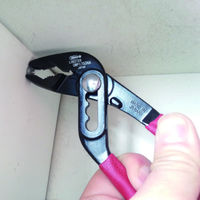 ロブテックス ポンププライヤー　ハイブリッドアンギラス　175ｍｍ UWP175DNA 1丁