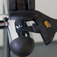 フジ矢 先薄モンキー(黒金・グリップ付) FLT-38-BG 1丁