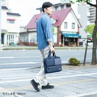 サンワサプライ 軽量カジュアルPCバッグ 13.3インチワイド ネイビー BAG-CA11NV 1個