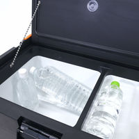 グリーンクロス 防災用 車載冷蔵庫 25L 12/24V 6300052455 1台（直送品）