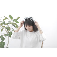 ヘッドマッサージ 頭スッキリーナ ヘッドスパ ハード グレー 1個 マーナ