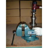 エスコ 150mm/0ー146mm メカニックバイス(回転台付) EA525W-150 1台（直送品）