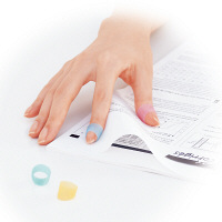 プラス メクリッコカラー M 指サック 1セット（50個：5個入×10パック） KM-302C 44780