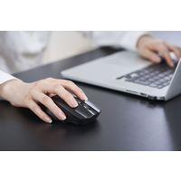 アイリスオーヤマ ワイヤレスマウス　IM-R01-B　ブラック　1個（直送品）