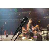 SHURE カーディオイド・ダイナミック・ボーカルマイクロホン／ブラック KSM8B 1個（直送品）