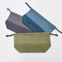 イエロースタジオ 巾着 モノクロームランチ巾着 カーキ 439588 1個（直送品）