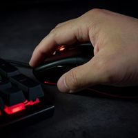 【アウトレット】有線マウス XPG RGBゲーミングマウス INFAREX M20/5000DPI オムロン製スイッチ採用 1個　【終売品】