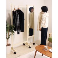 【軒先渡し】ヤマソロ ミラー付 ハンガー アプリ ホワイト 76-223 1台（直送品）