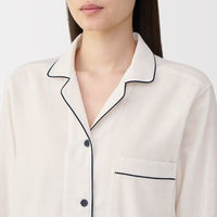 無印良品 レディース 婦人 脇に縫い目のない 二重ガーゼ長袖パジャマ 婦人Ｓ オフ白 良品計画