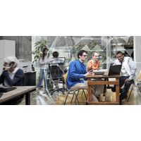 ヤマハ WEB会議用スピーカー 4～6名向け ユニファイドコミュニケーションスピーカーフォン YVC-330 1個（直送品）