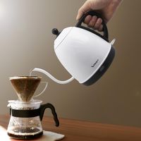 KNチヨダ エレクトリックケトル ホワイト VD-K121W（直送品）