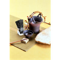 〈山本海苔店〉〈2024年年賀デザイン〉海苔ちっぷす2缶詰合せ 1箱 三越伊勢丹 紙袋付 手土産 ギフト お年賀 お正月