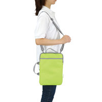 アーテック PCタブレット用クッションバッグ ライトグリーン 91881 1セット