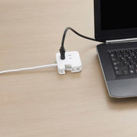 ヤザワコーポレーション 巻取りモバイルタップ3個口0.6m白 H2M3006WH 1個