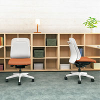 【軒先渡し】プラス Rena 事務イス 背樹脂 樹脂脚 固定肘 ブラック×オーカーイエロー KB-RN60SKL YL 1脚（直送品）