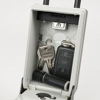 カール事務器 キーボックス(吊り下げタイプLEDライト付き) CKB-S04 1個