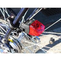 走ると光る自転車専用セーフティライト　Ｆ２１１９６　1個 富士商（直送品）