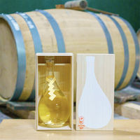 【桐箱入りギフトカード】手土産　お祝い　賞品　贈り物に　浄酎 -Purified Spirit 金紙垂 アメリカンホワイトオーク樽熟成(71（直送品）
