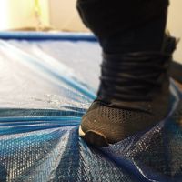 【養生シート】ハンディ・クラウン エンボスクッションシート 幅1Mx長さ27Mx厚み0.06mm HC-EBS1 1本　ペイント　塗料　塗装　保護