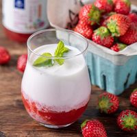 久世福商店 牛乳と混ぜる いちごミルクの素 470ml 3本 サンクゼール　希釈タイプ