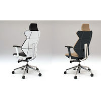 【設置込】イトーキ　フリップフラップチェア　固定肘付　ハンガーなし　ホワイトシェル　アルミミラー脚　背座オフブラック　1脚（直送品）