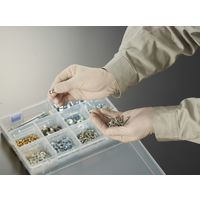 【使いきり天然ゴム手袋】 ショーワグローブ ナイスハンドきれいな手つかいきりグローブ NHKTTNR-100P-M 1箱（100枚入）