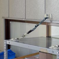 サンワサプライ キャビネットホルダーLハイブリッド(1個入り) QL-E88 1個