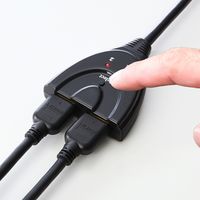 サンワダイレクト HDMIセレクター 切替器（2入力1出力・1入力2出力・PS4対応・電源不要） 400-SW017 1個（直送品）