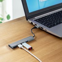 サンワサプライ USB 3.2 Gen1+USB2.0 コンボ スリムハブ(カードリーダー付き) USB-3HC319S 1個