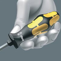 エスコ #4 x200mm [+]ドライバー(貫通柄・手元六角) EA560E-4 1本（直送品）