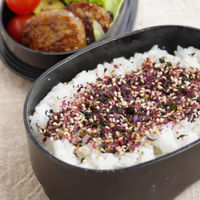 九鬼 国産 混ぜこみ ごまふりかけ うめ赤しそ 化学調味料無添加 25g 1セット（2袋） 九鬼産業