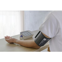 オムロンヘルスケア 上腕式血圧計 HCR-7612T2