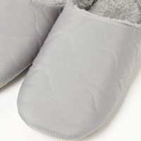 【LAKOLE/ラコレ】 キルトルームシューズ グレー L（27～30.5cm）