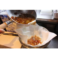 キッチンペーパー クレシア クッキングペーパー Mサイズ 100カット 1セット（2ロール入×3パック） 日本製紙クレシア