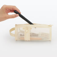 無印良品 ナイロンメッシュ縦でも横でも使えるペンケース 約直径７５×高さ１７７ｍｍ アイボリー 良品計画