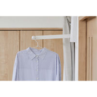 アイリスオーヤマ 壁につける室内物干し ホワイト 1台（直送品）