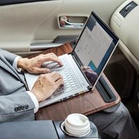 サンワダイレクト 膝上テーブル 200-HUS008 1個（直送品）