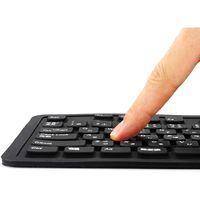 有線キーボード　メンブレン　フルサイズ　ブラック　400-SKB013BK　サンワサプライ　１個（直送品）