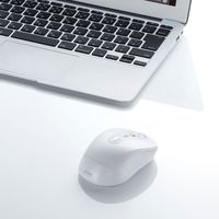 サンワサプライ Bluetooth3.0ワイヤレス ブルーLEDマウス 左右対称 ホワイト MA-BTBL29W 1個（直送品）