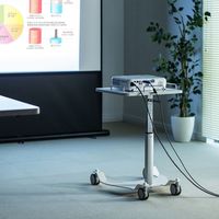 サンワサプライ プロジェクター台 短焦点プロジェクター対応 幅475×奥行540×高さ530～730mm ホワイト PR-10N 1台（直送品）