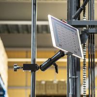 サンワサプライ 支柱取り付け用タブレットホルダー 2関節 アルミ製 CAR-SPHLD6 1個（直送品）