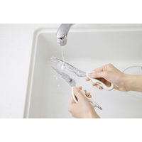 貝印 KK 多機能キッチンバサミ(マグネットケース付き) DH8006 1本（直送品）